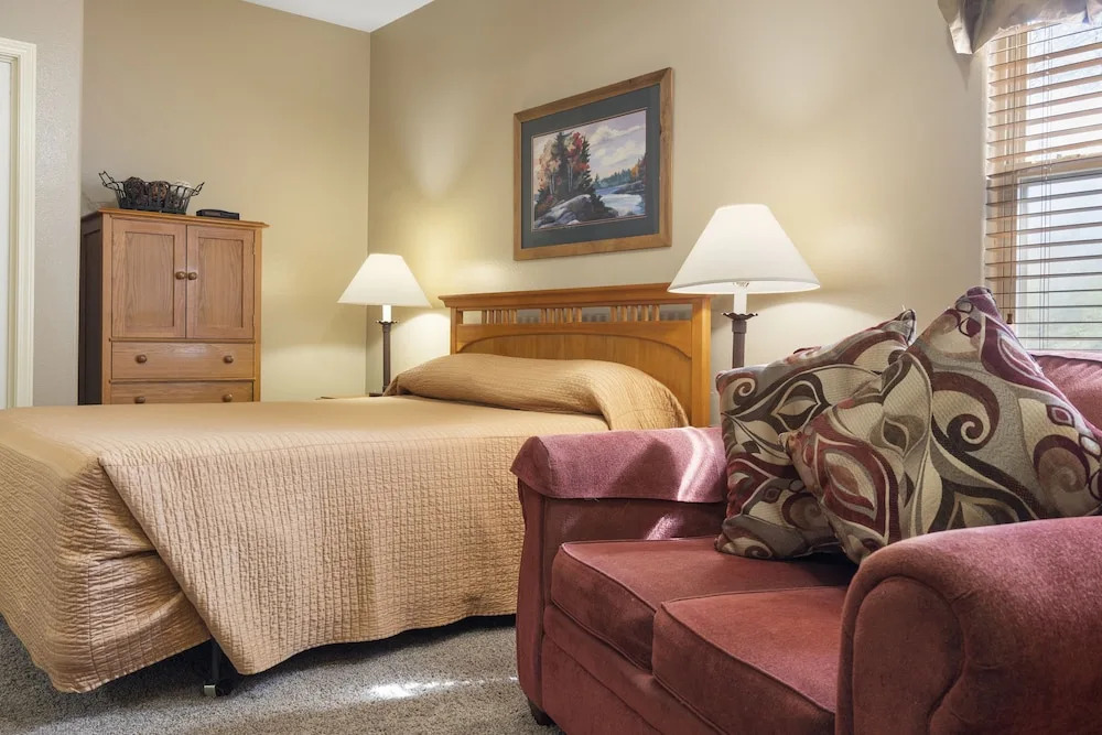 Stonebridge Village - Reeds Spring