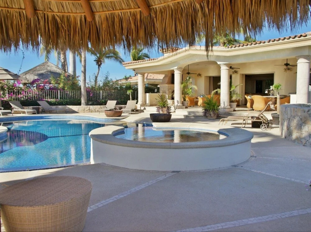 Villa Esquina - Split Level Villa With Ocean & Views