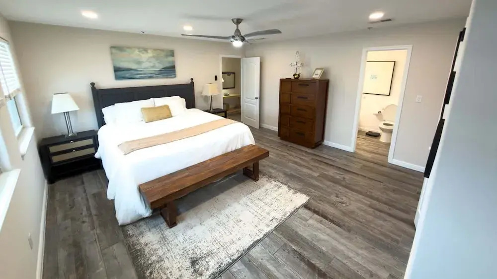 Penthouse Beachfront Views Renovated 4 Bedroom Condo