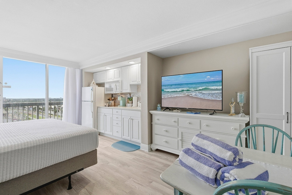 Daytona Beach Resort 1004