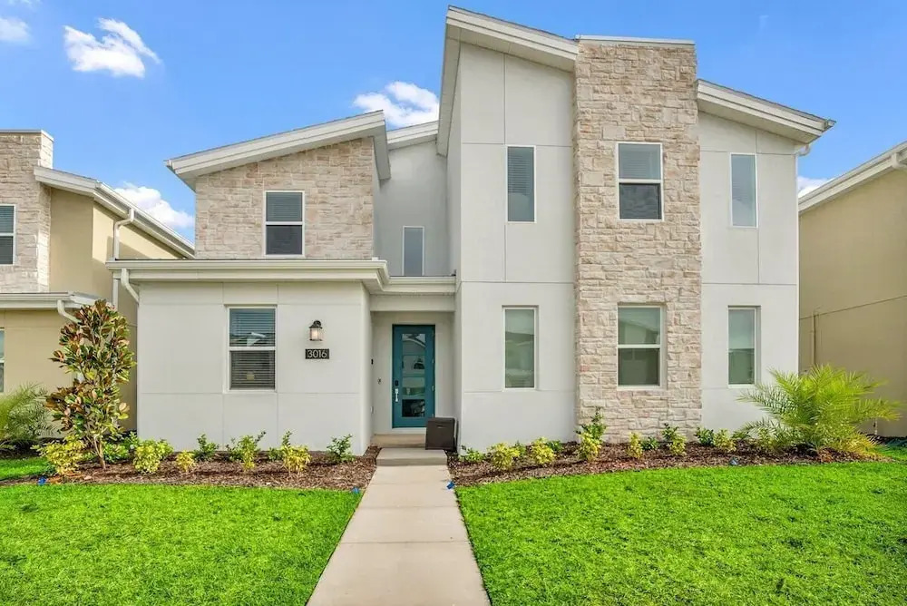 3016pl · Brand New High End 9BR Villa in Storey Lake Resort