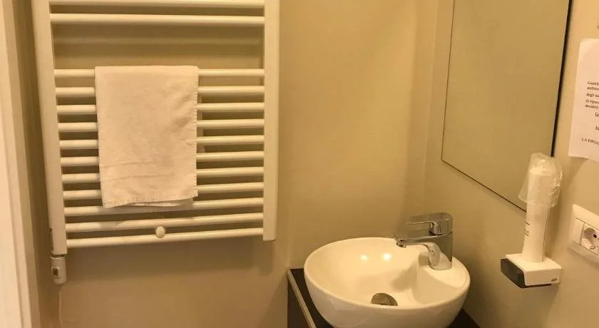 Hotel Elys