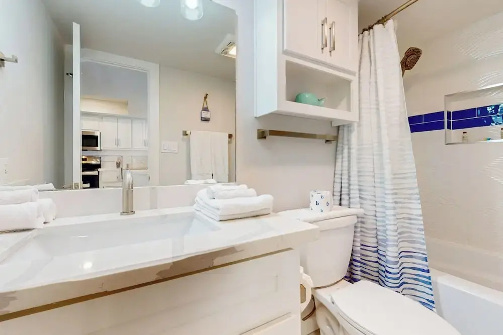 2BR w/ View & Resort Perks: Suntide III - Unit 907