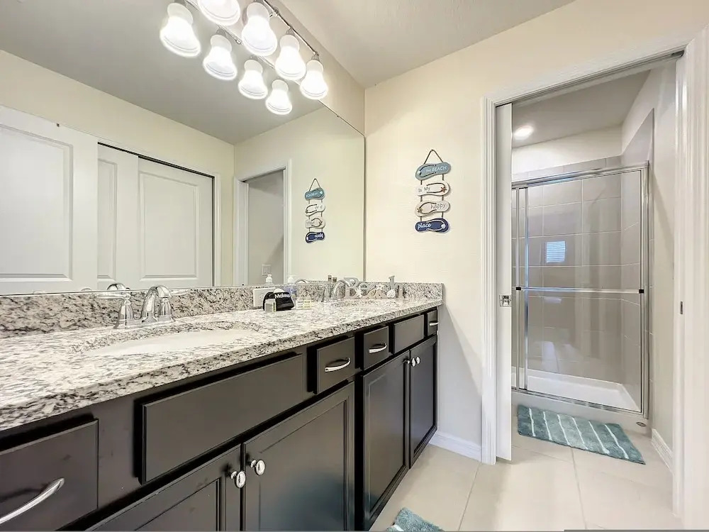 Windsor Island Vacation Pool Villa