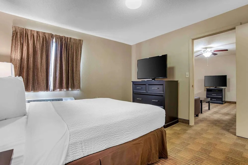 Extended Stay America Select Suites - Detroit - Ann Arbor - University South