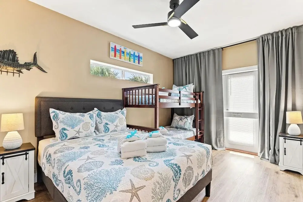 Beach House Spacious 4BR Retreat With Gulf Views & Observation Deck!