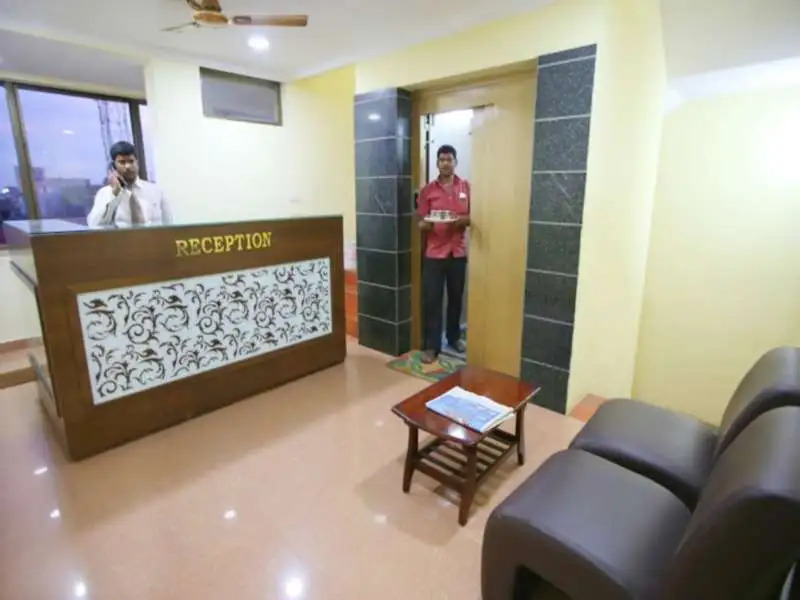Udayam Towers Hotel Porur