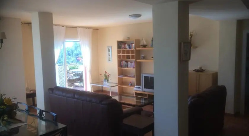 Los Altos Villas
