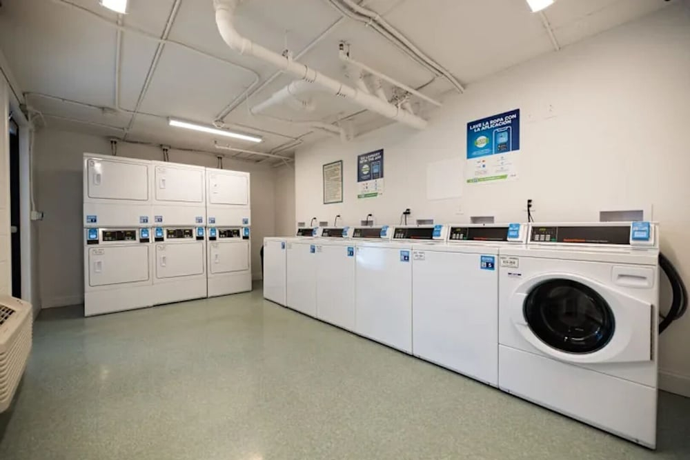 Landing Furnished Apartments near Golden Gate