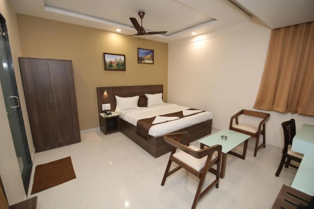 HOTEL SHRINGAR PALACE