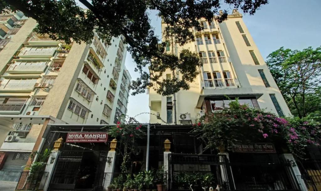 Treebo Mira Inn, Camac Street