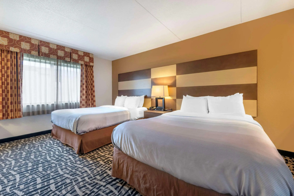 Quality Inn & Suites Mayo Clinic Area