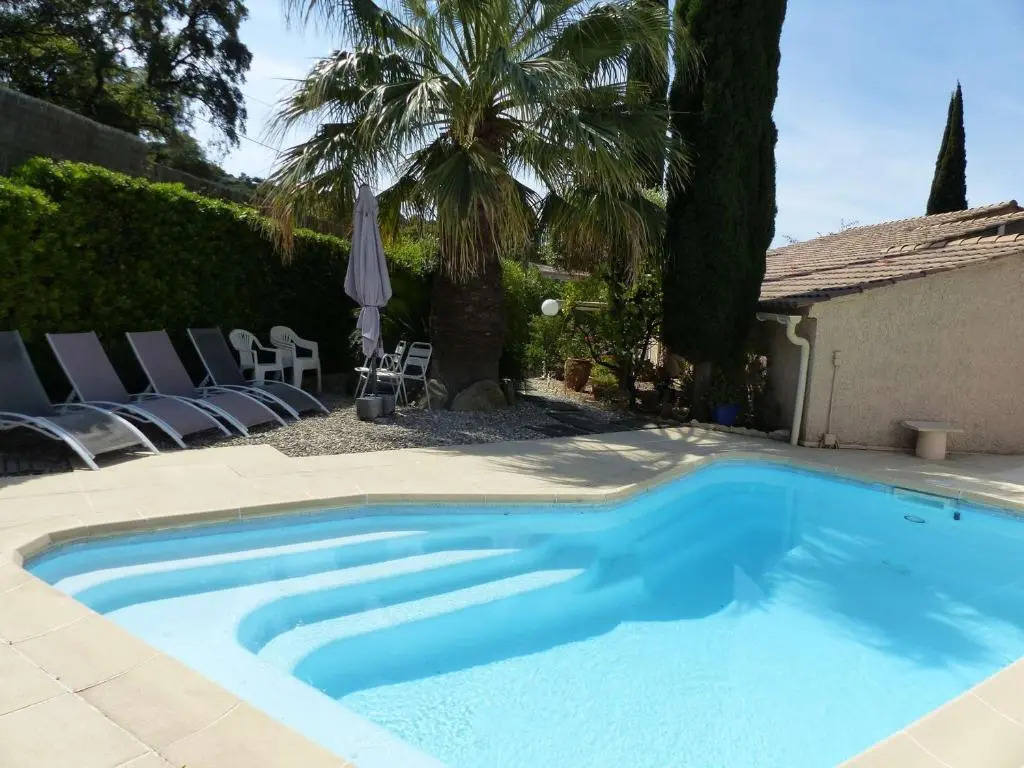 Villa Le Lavandou, 3 pièces, 4 personnes - FR-1-308-146