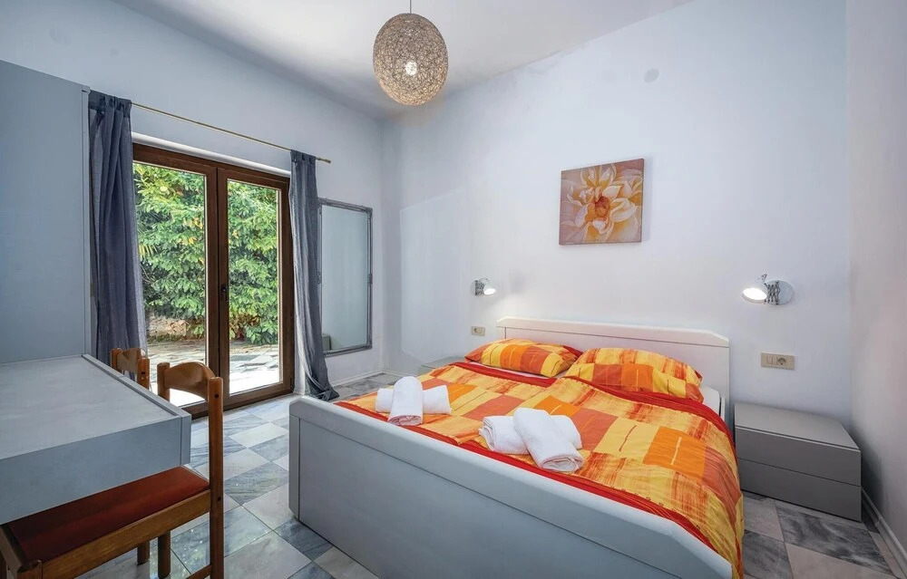 Awesome Home in Rovinj With Wifi and 6 Bedrooms