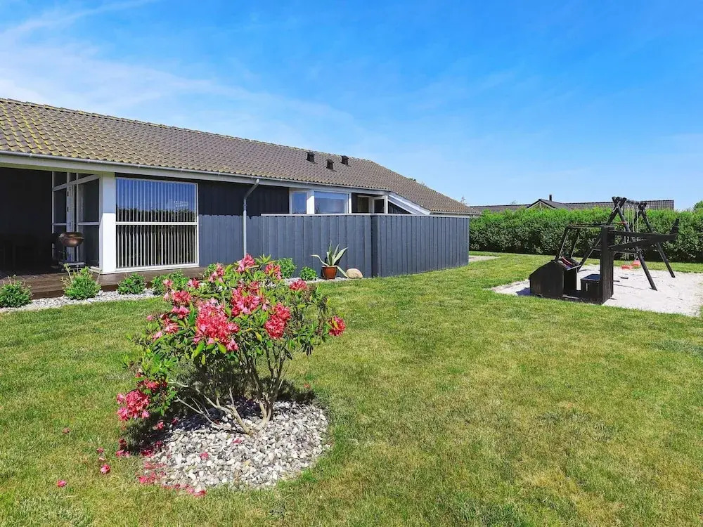 8 person holiday home in Otterup-By Traum