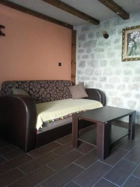 Apartments Lanmari