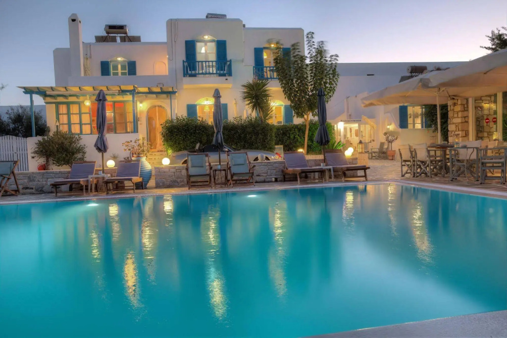 Zoumis Residence
