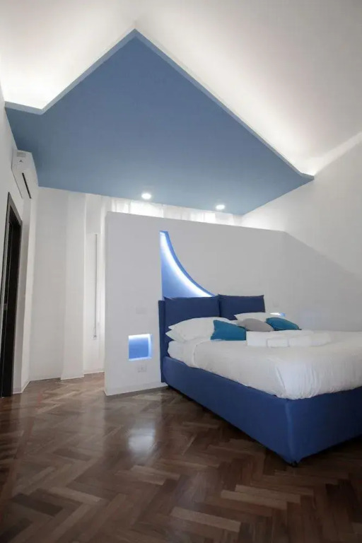 Iperbole Suite