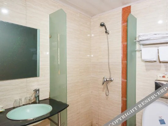 Yibai Business Hotel(杭州宜佰商务酒店)