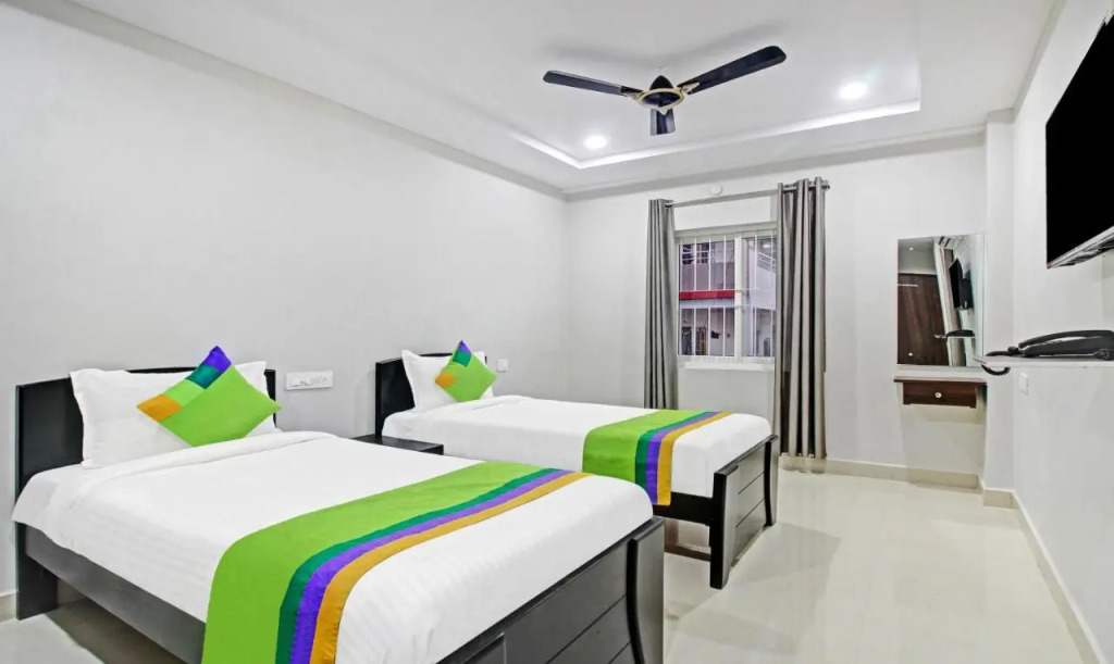Itsy Hotels Sunrise Grand, Hitech City