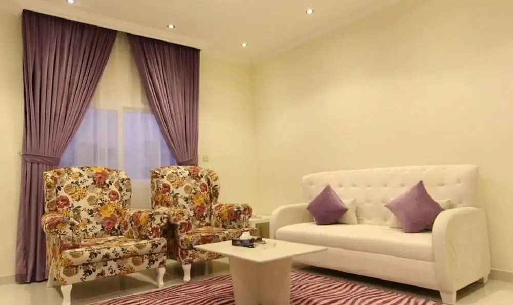 Tiran Island Suites