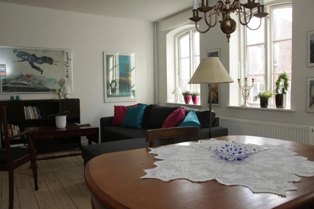 Apartment 4