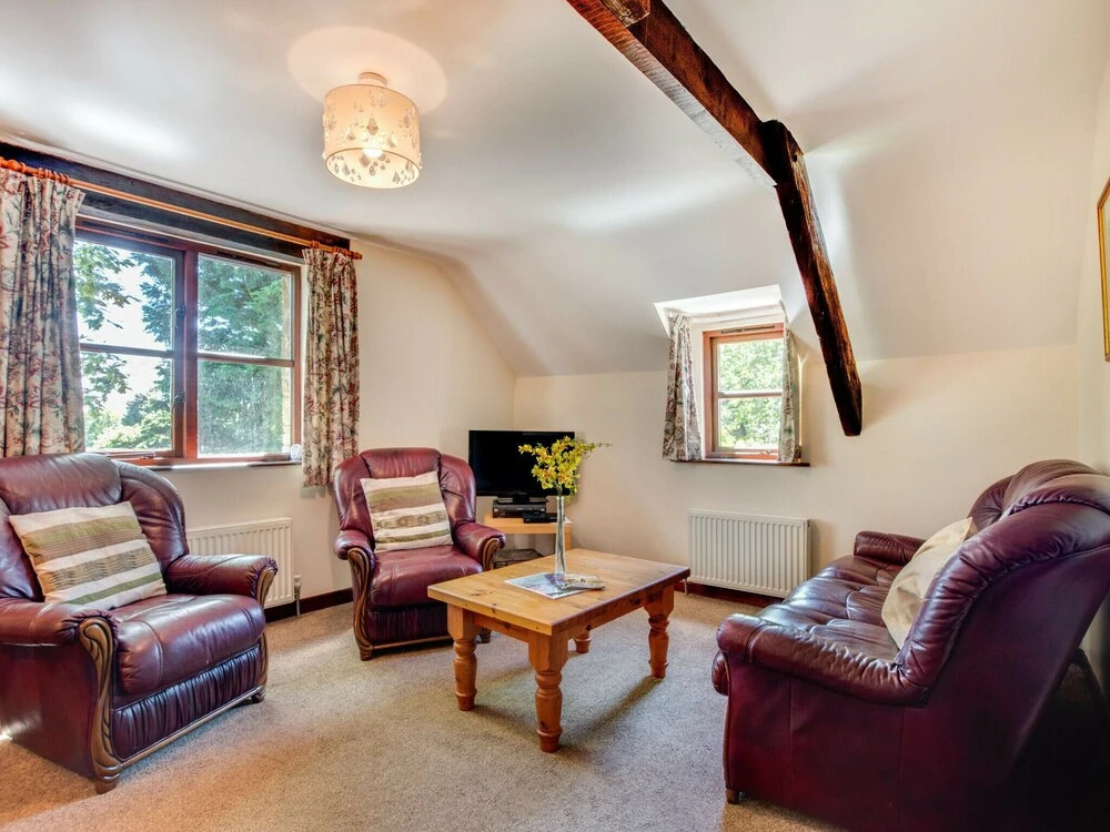 Characteristic Stone Farmhouse in Hilly Devon near Sea