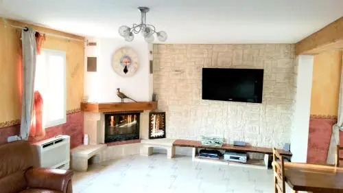 Villa Route D'Entrechaux D13
