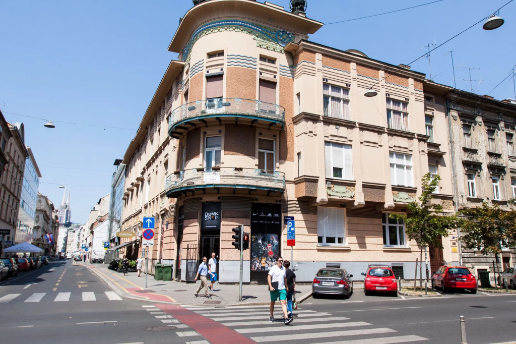 LOOX apartments Hatzova