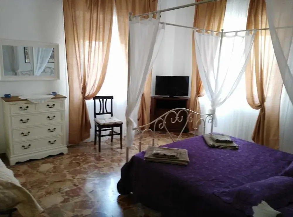 B&B New Camelot