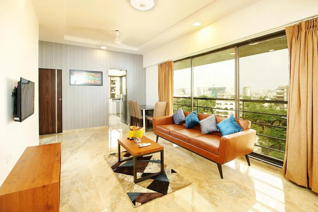 Mumbai House Luxury Apartments, Santacruz East