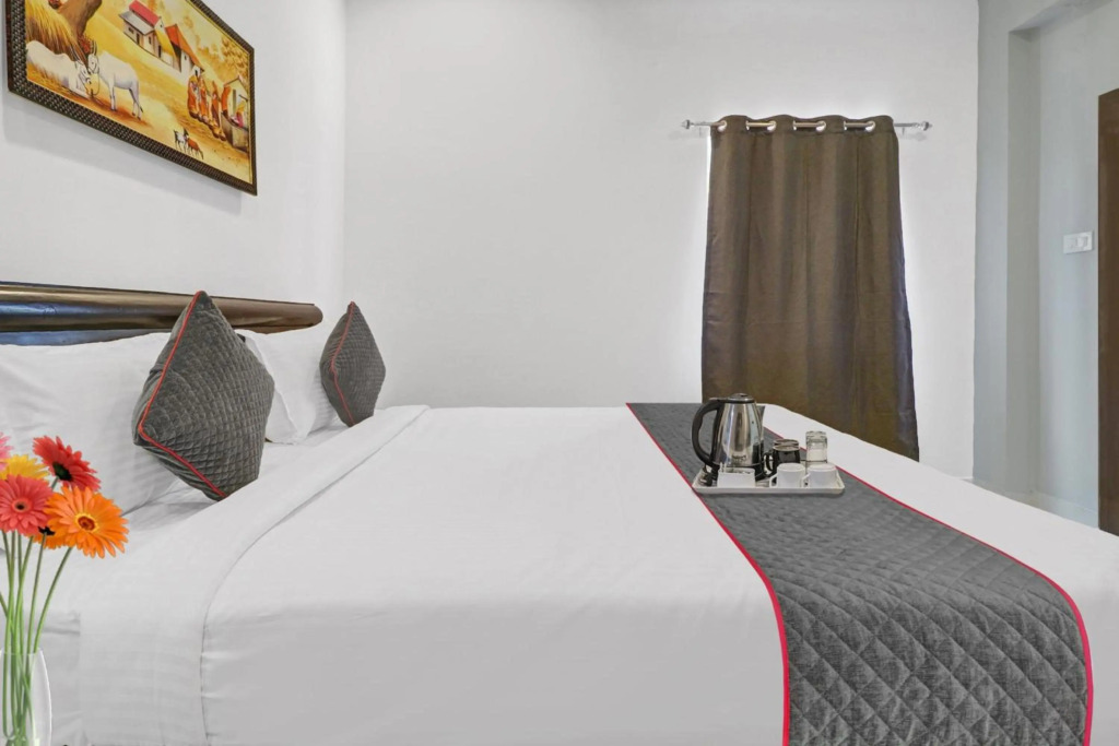Super Townhouse RCC Park View Inn