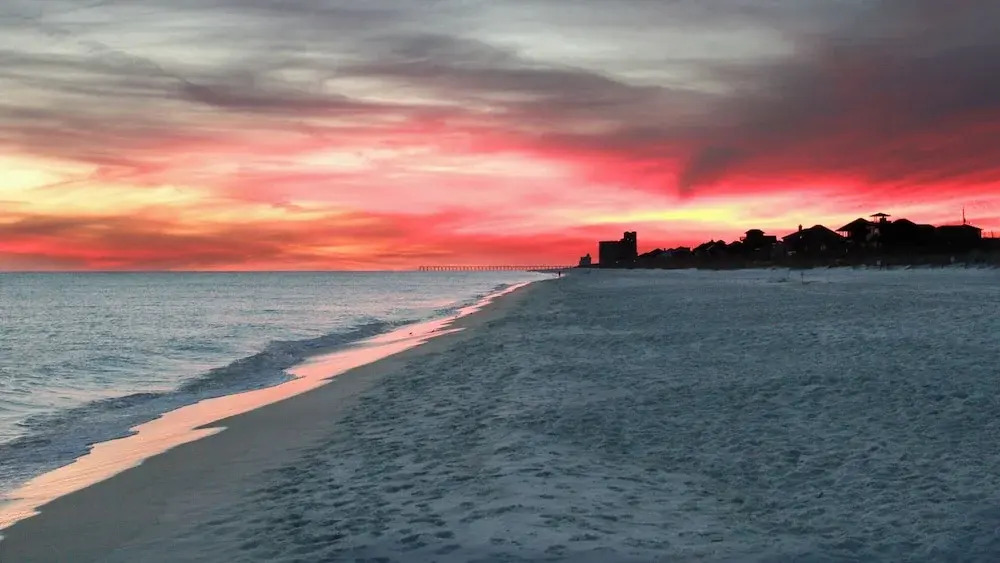 5BR Home w/ Private Heated Pool, Golf Cart, 4 Bikes, Near 30a!