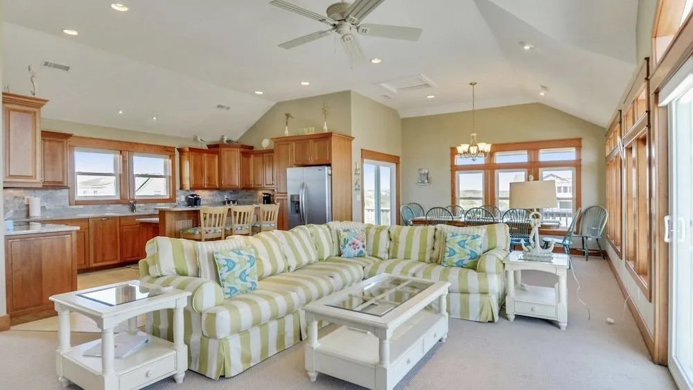 South of Disorder - 3 Br Home