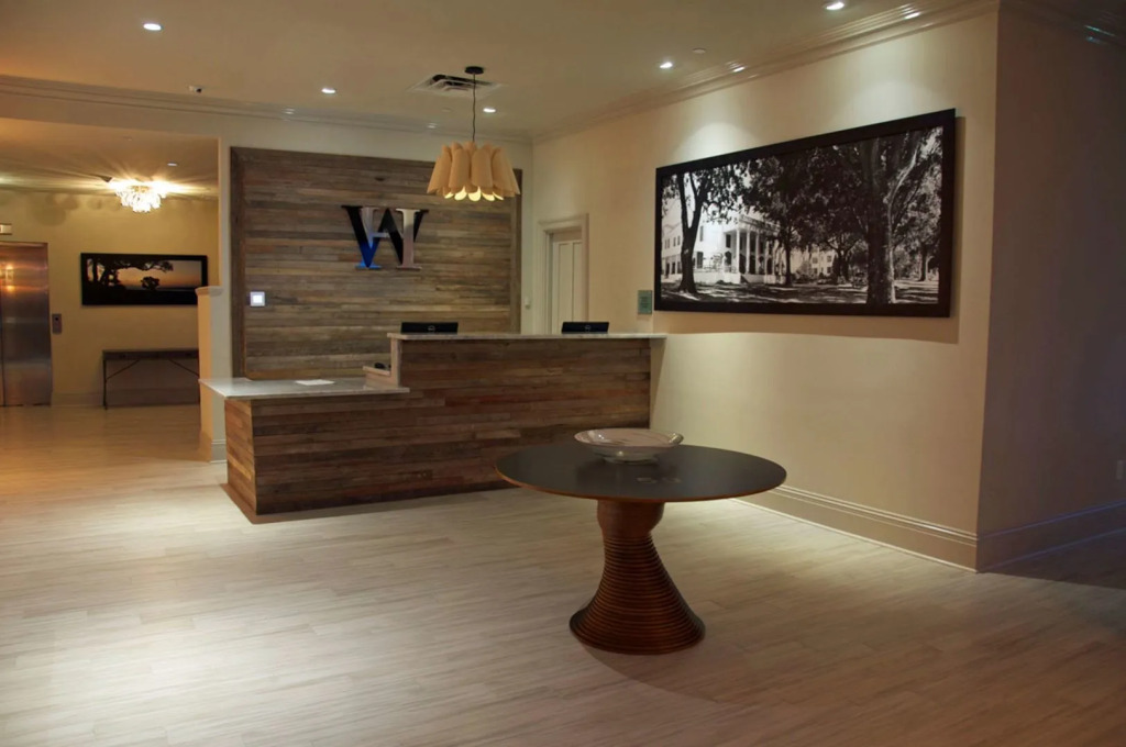White House Hotel