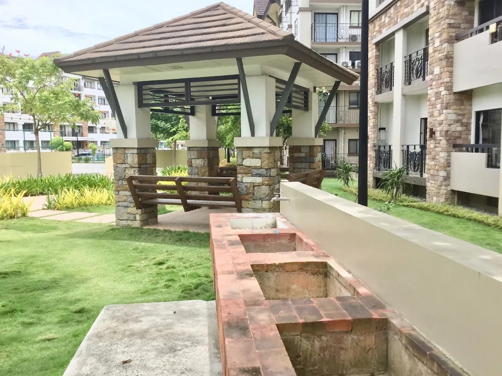 One Oasis Condominium