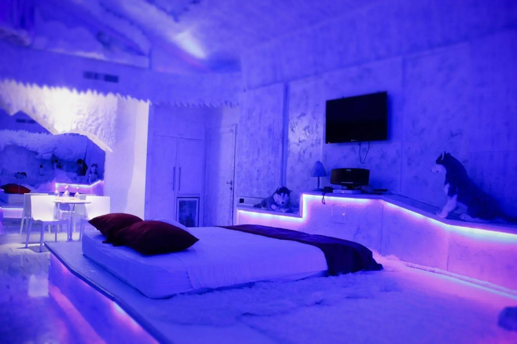 Silk Motel