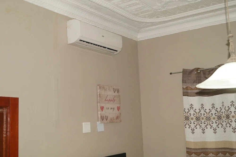 Miraton Eastgate Suites