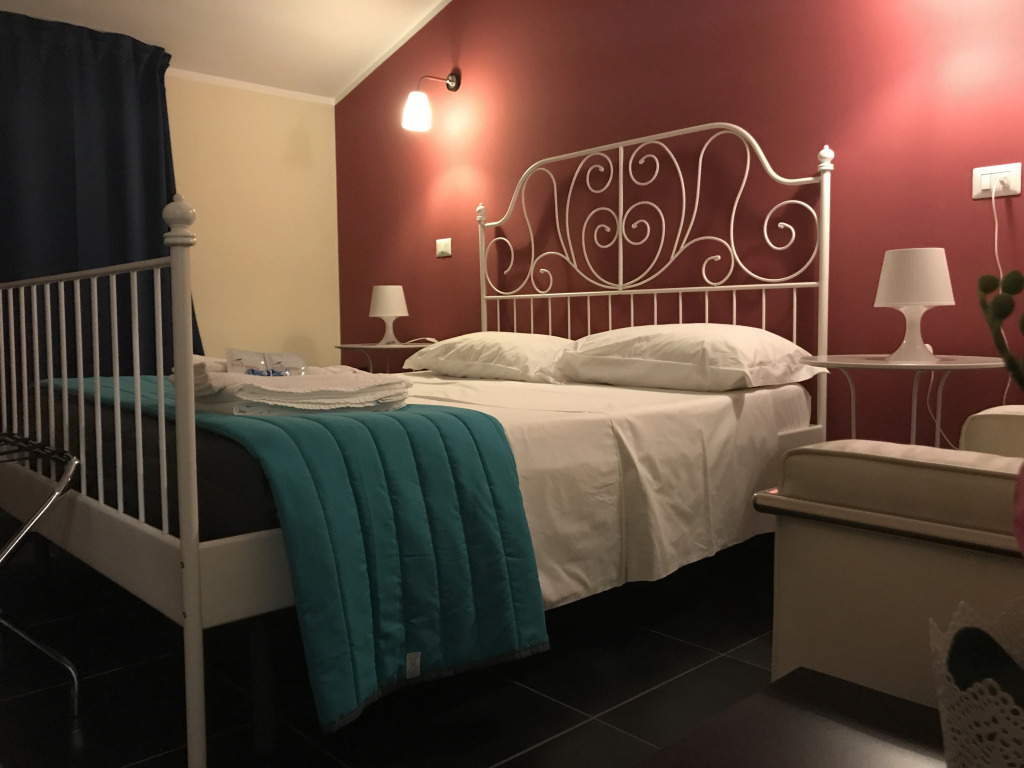 Отель Ascot Hotel