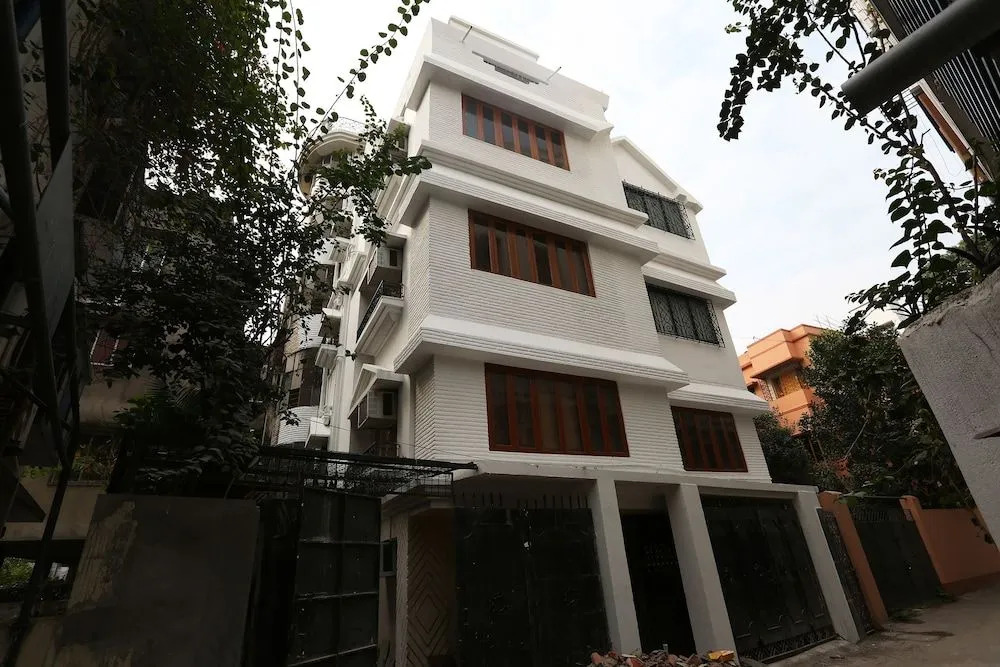 DORA HOUSE
