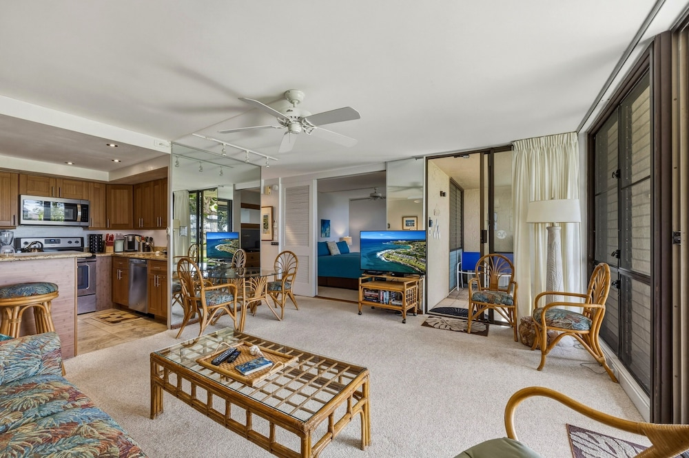 Oceanfront Condo Near Napili Bay 1br - Unit A17 1 Bedroom Condo