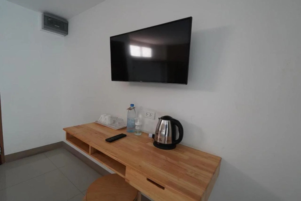 RoomQuest Tha Sala