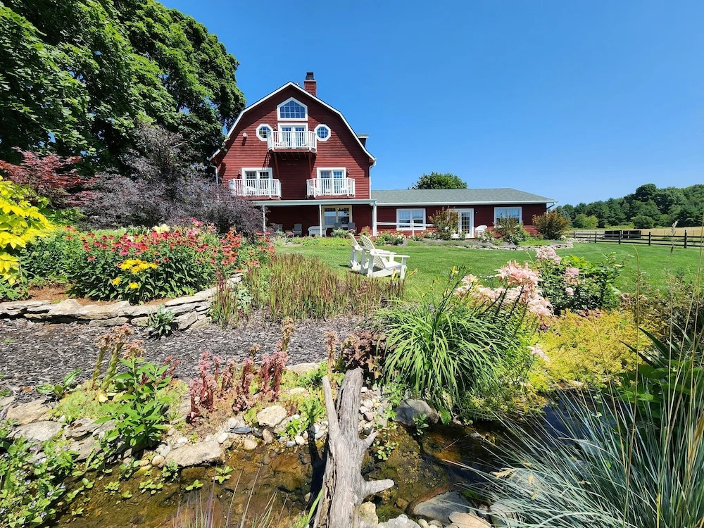 Chanticleer Guest House