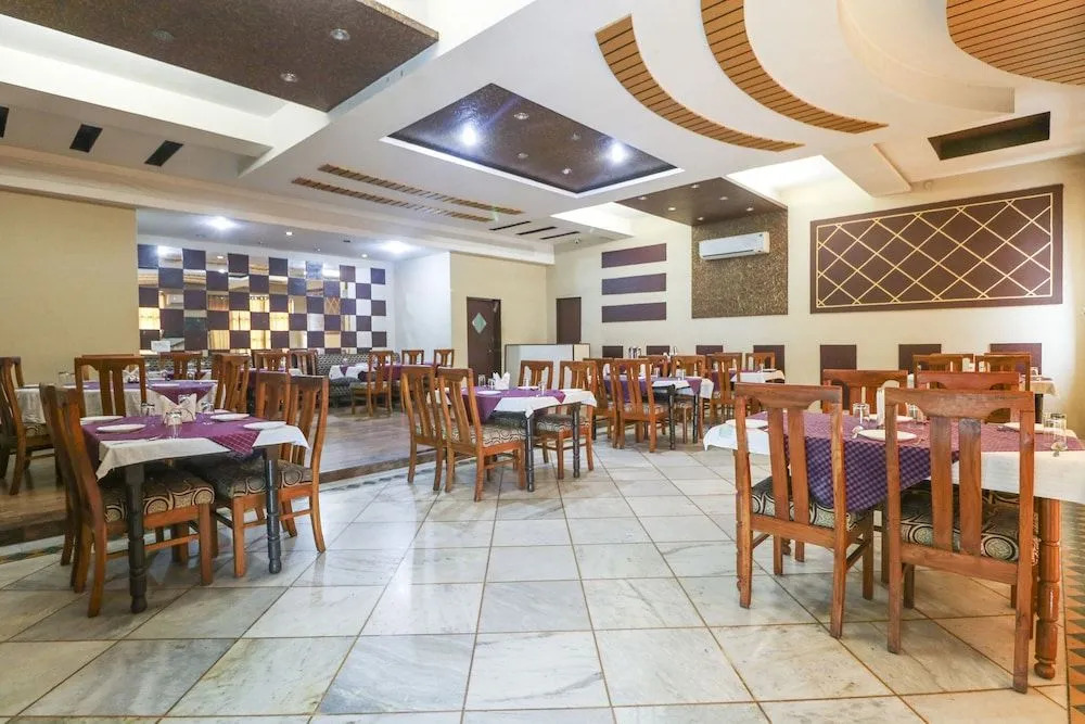 Capital O 49883 Hotel Sutlej Classic