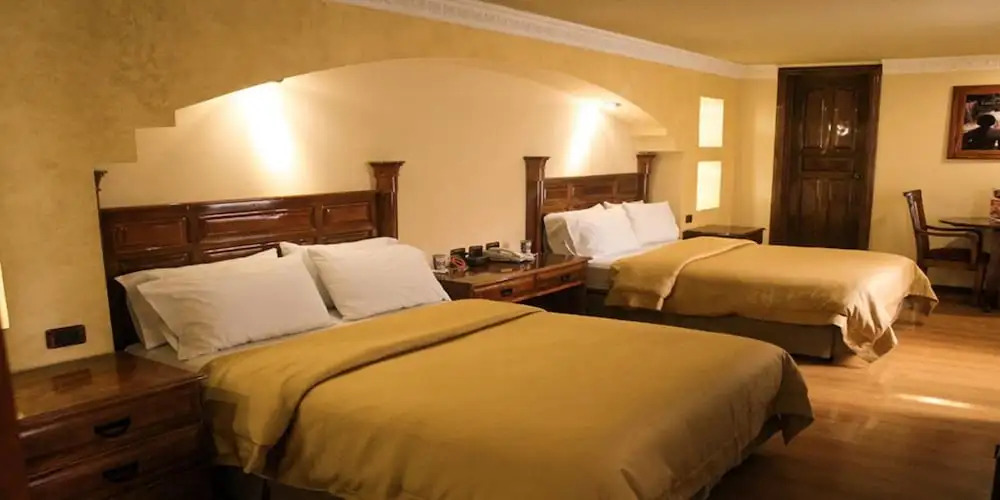 Hotel Ruinas Resort