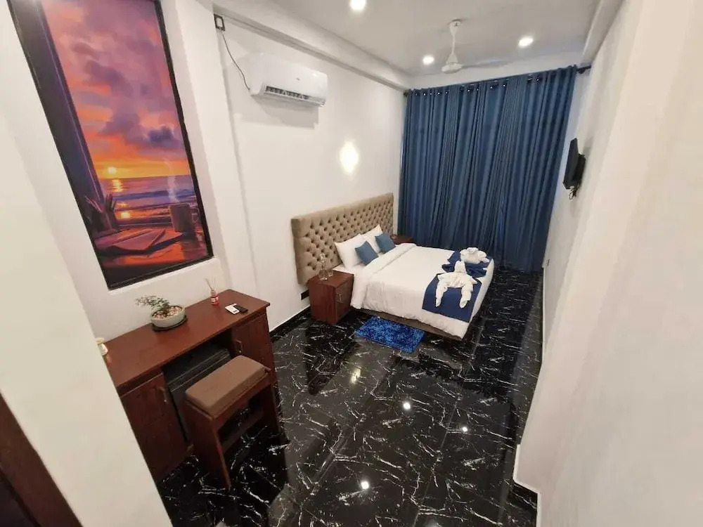 ThiThis Palace Mirissa