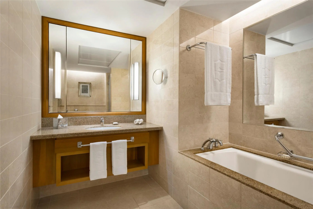 DoubleTree By Hilton Muscat Al Waha