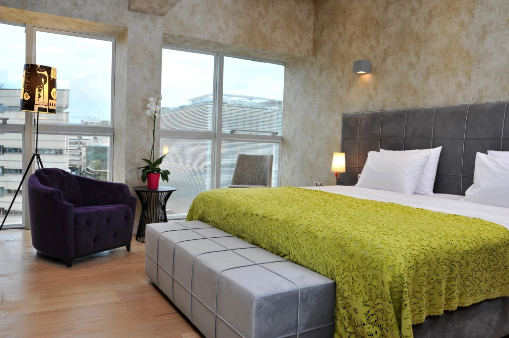 Hotel Athena