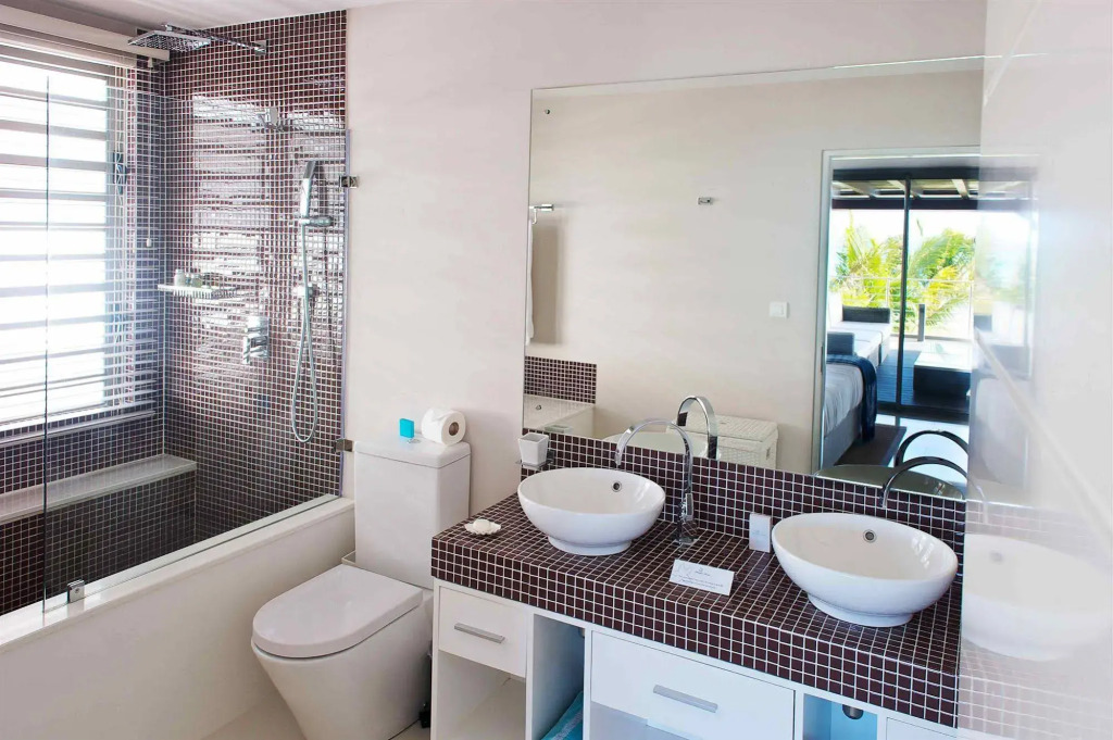 Paradise Beach by Horizon Holidays