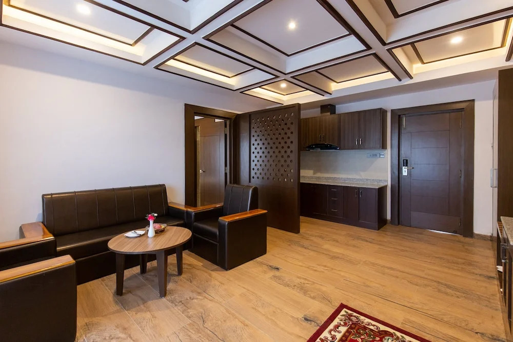 Mourya Hotel